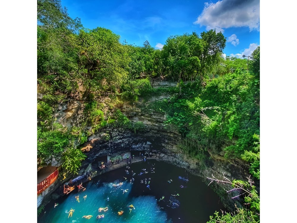 Excursion to Chichén Itzá, Valladolid and Cenote xcajum