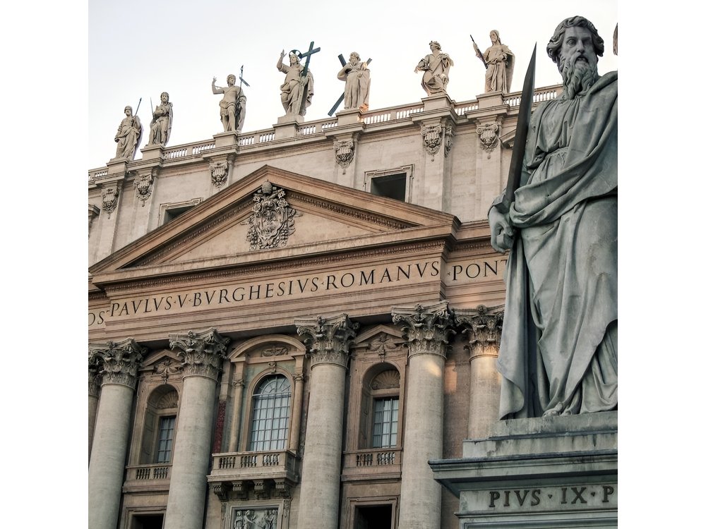 Rome Unveiled: Tour with Personal Driver Embrace the Eternal City