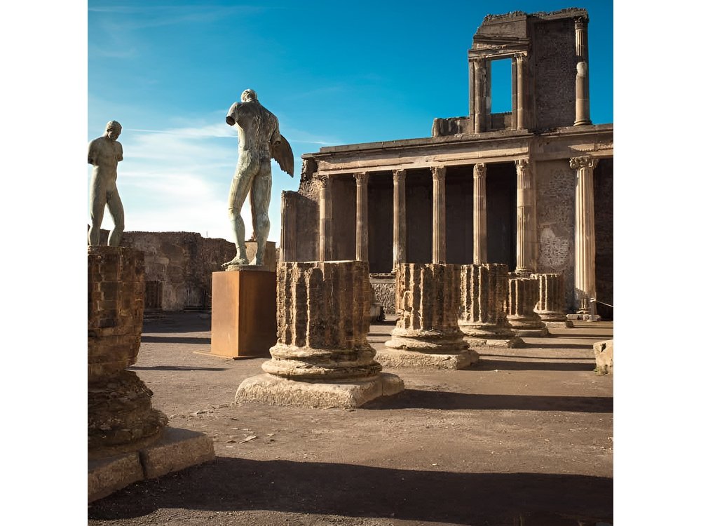 Amalfi Coast: Pompeii Small Group with Skip the Line Tickets