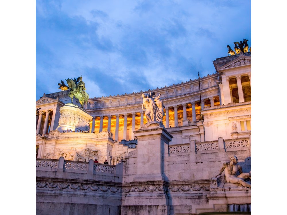 Enchanting Rome at Night Private Walking Tour