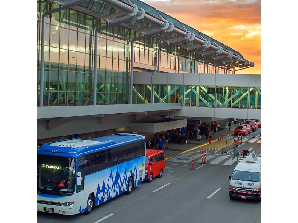 San Jose Int. Airport, Private Shuttle One Way or Round Trip