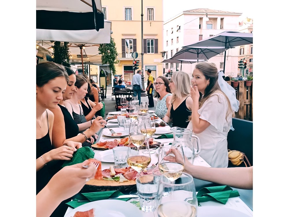 Bachelorette Party Wine and Food Tour in Rome