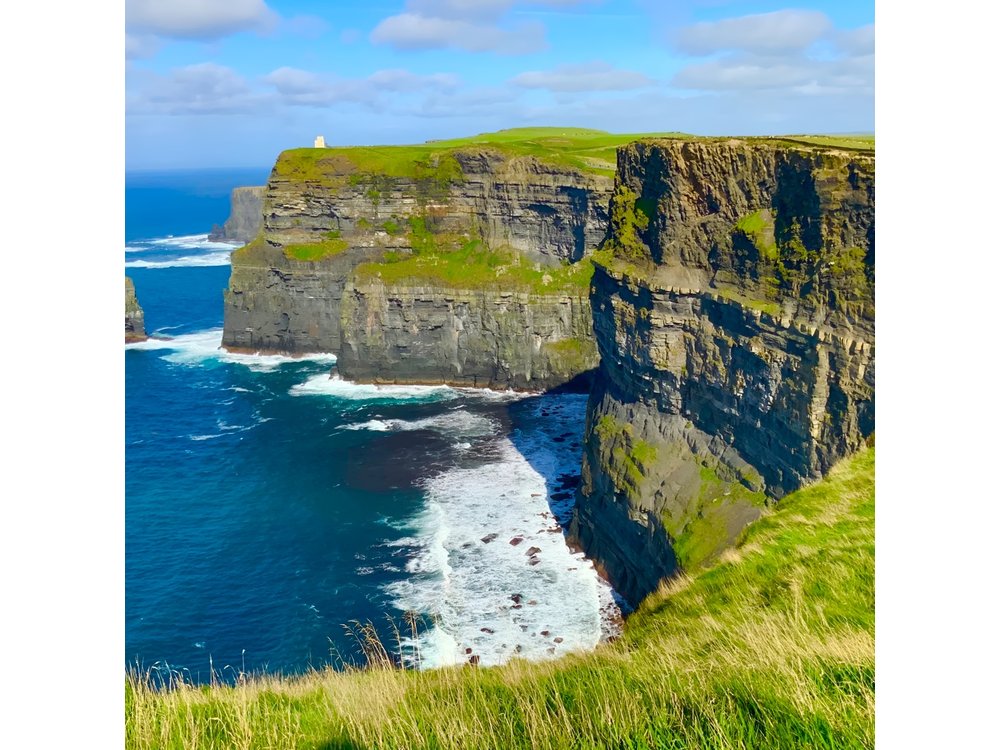 Private Day Trip to the Cliffs of Moher from Dublin