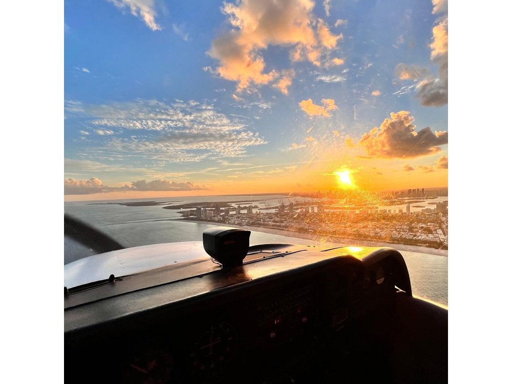45-Minute Miami Beach Sunset Breathtaking Flight Tour