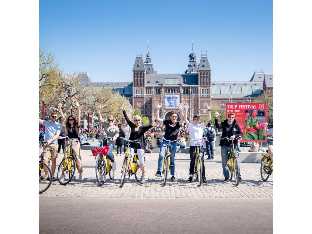 Amsterdam Small Group Bike Tour