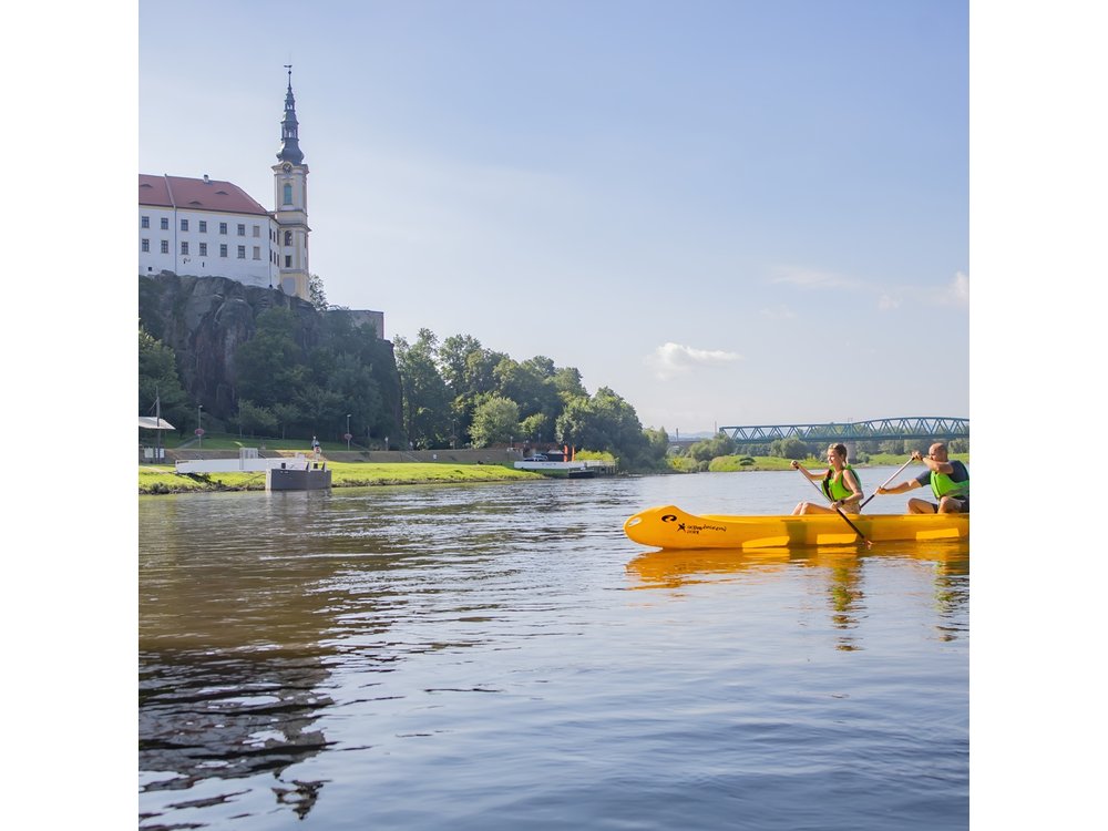 Canoeing on the Elbe river + Bike rental from Děčín to Bad Schandau