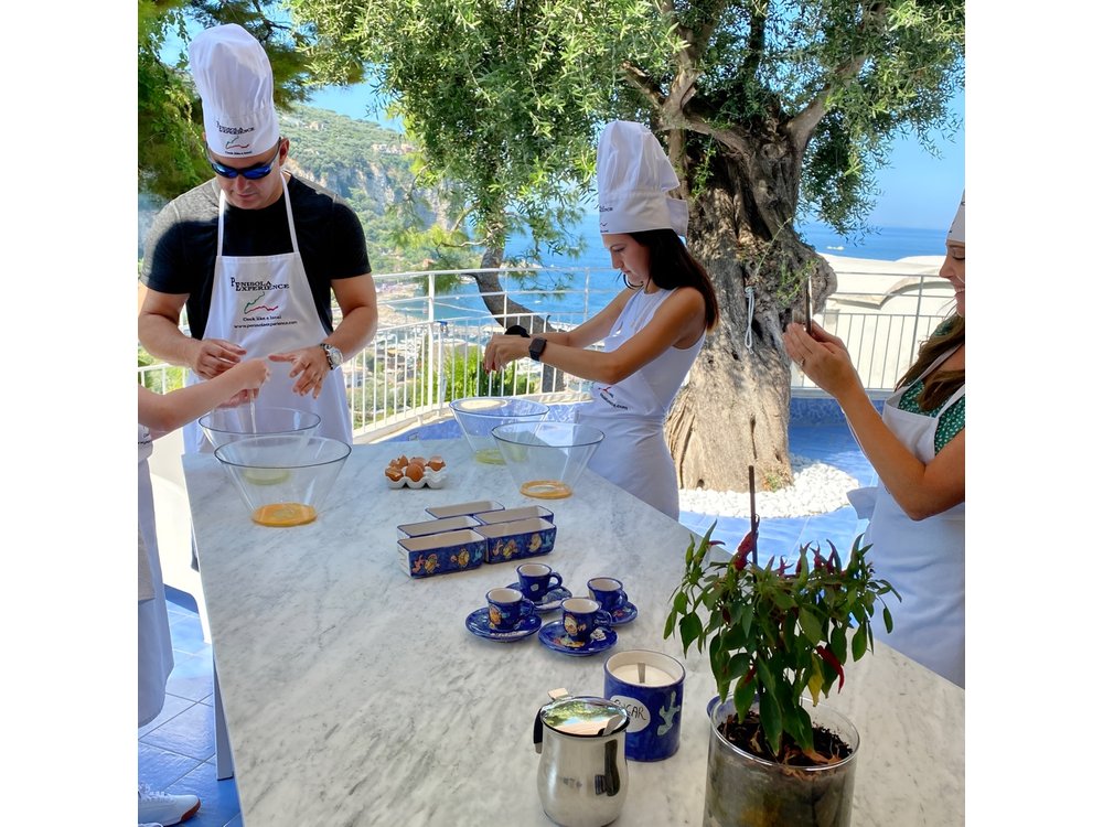 Sorrento: Cook Like a Local with a Stunning Sea View