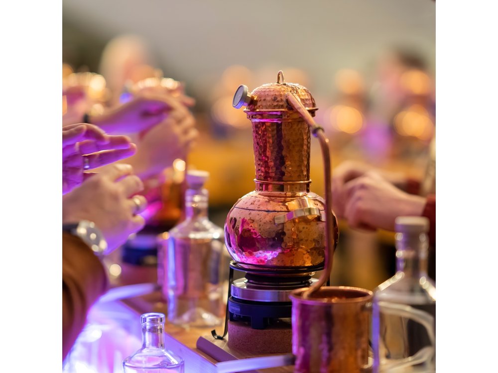 2 hour Gin School Experience in Aberdeen