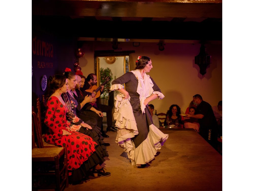 Madrid: Real Flamenco Show in a Tablao or Cave with Drink