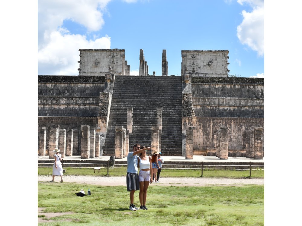 Visit Chichén Itzá, Cenote and Valladolid. Transport included