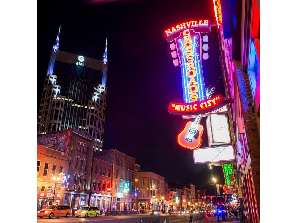 Nashville Whiskey Country Pub Crawl and Distillery Tour