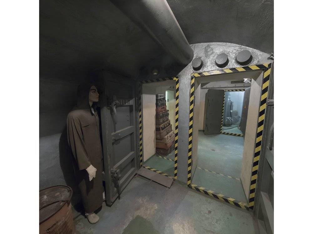 Prague Communism History and Nuclear Bunker Tour