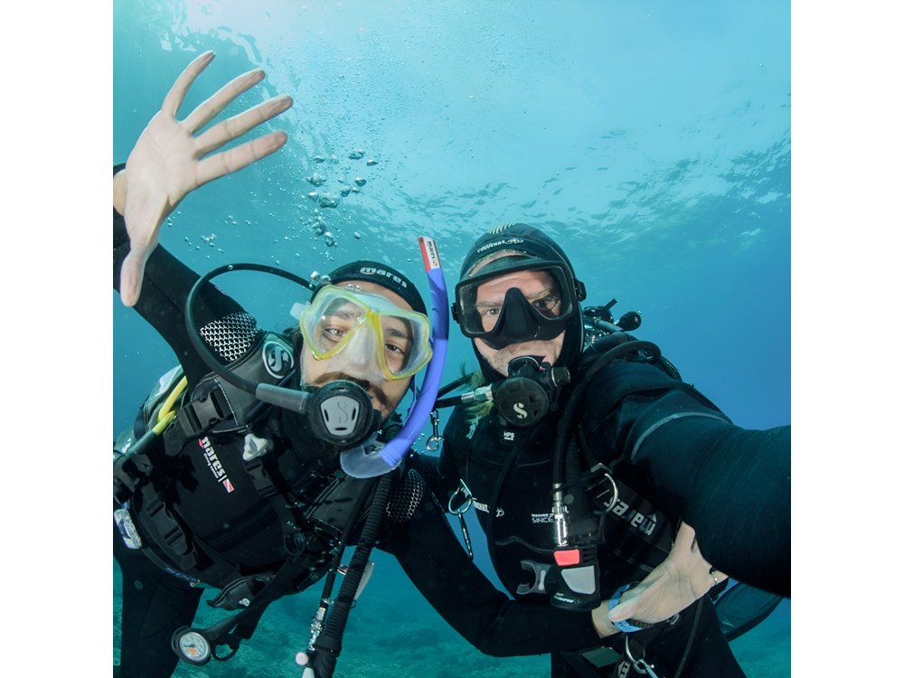 Guided diving for beginners without certification from Sorrento