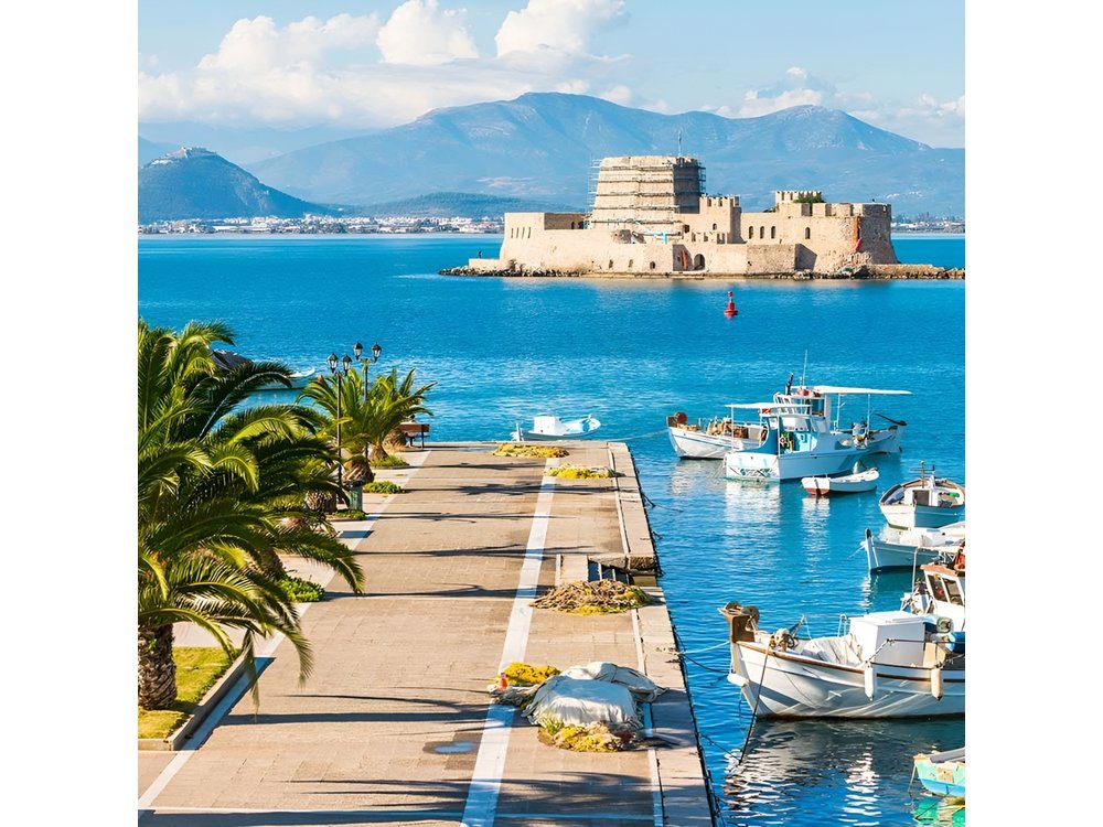 An exciting exploration of Peloponnese at ancient Corinth, Mycenae and Nafplio