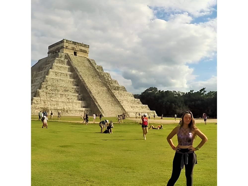 Full Day Tour to Visit Chichen Itza Saamal Cenote and Valladolid