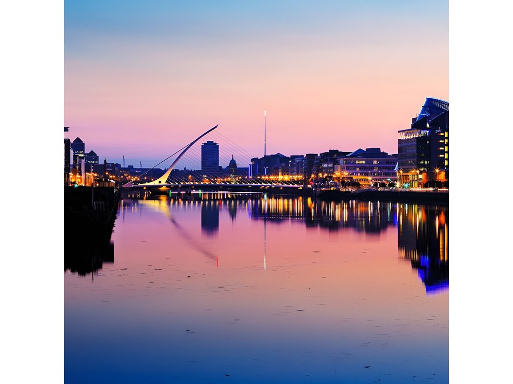 Dublin Live Guided Panoramic Open-Top Night Bus Tour