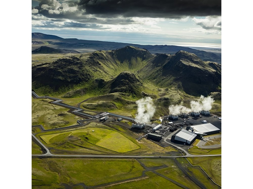 Helicopter Tour from Reykjavik: Hengill Area with at site landing
