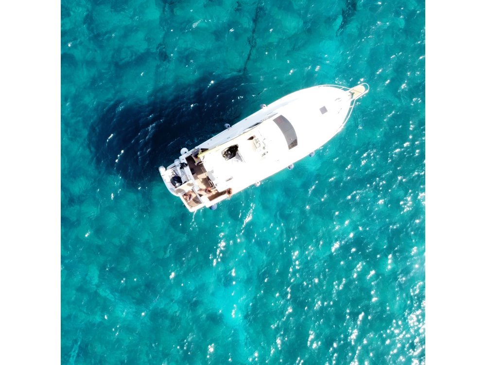 Day in Private Boat with Skipper from Salerno to Positano