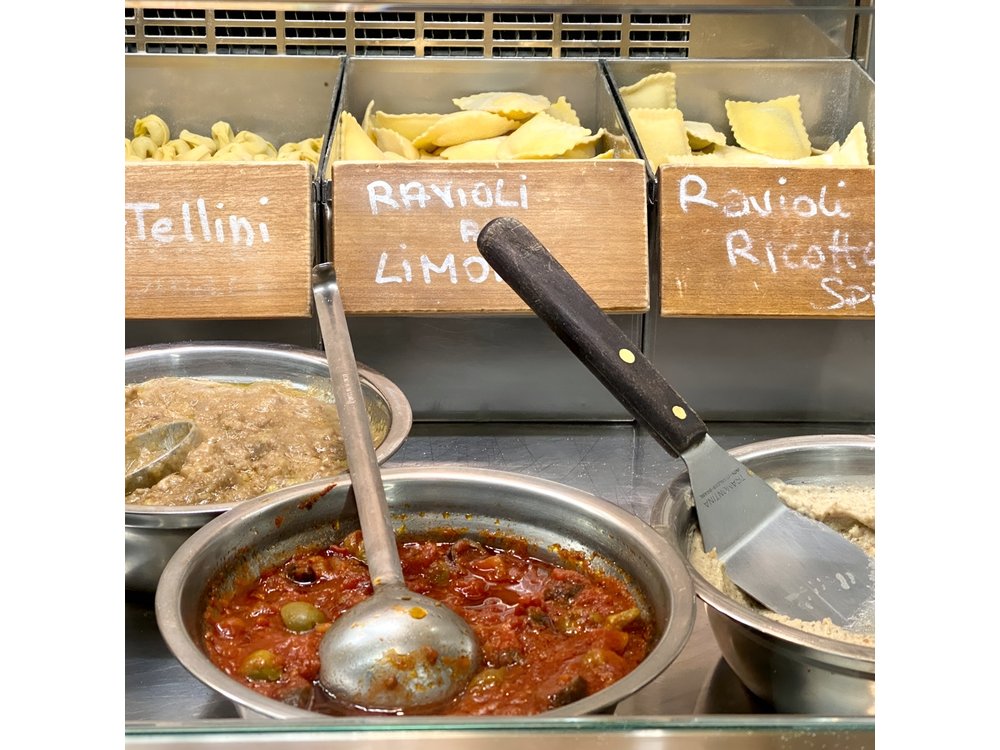 Florence: Street Food Tour and Sightseeing with Local Expert Guide in 2.5 hours