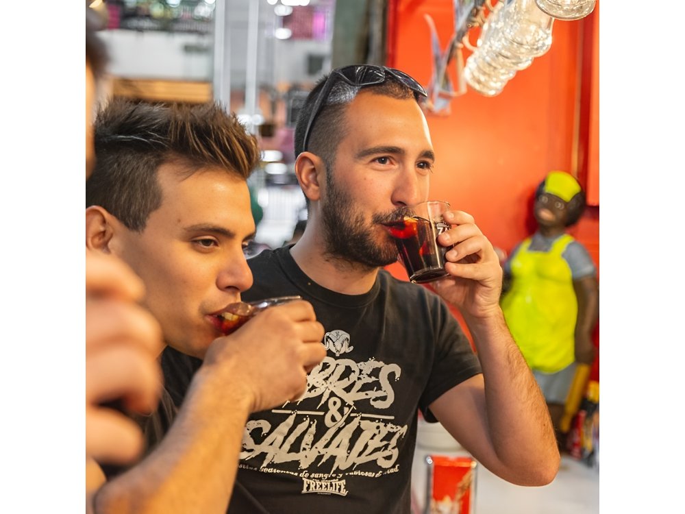 Madrid: Guided Food Tour of Tapas, Ham, Olive Oil & Vermouth