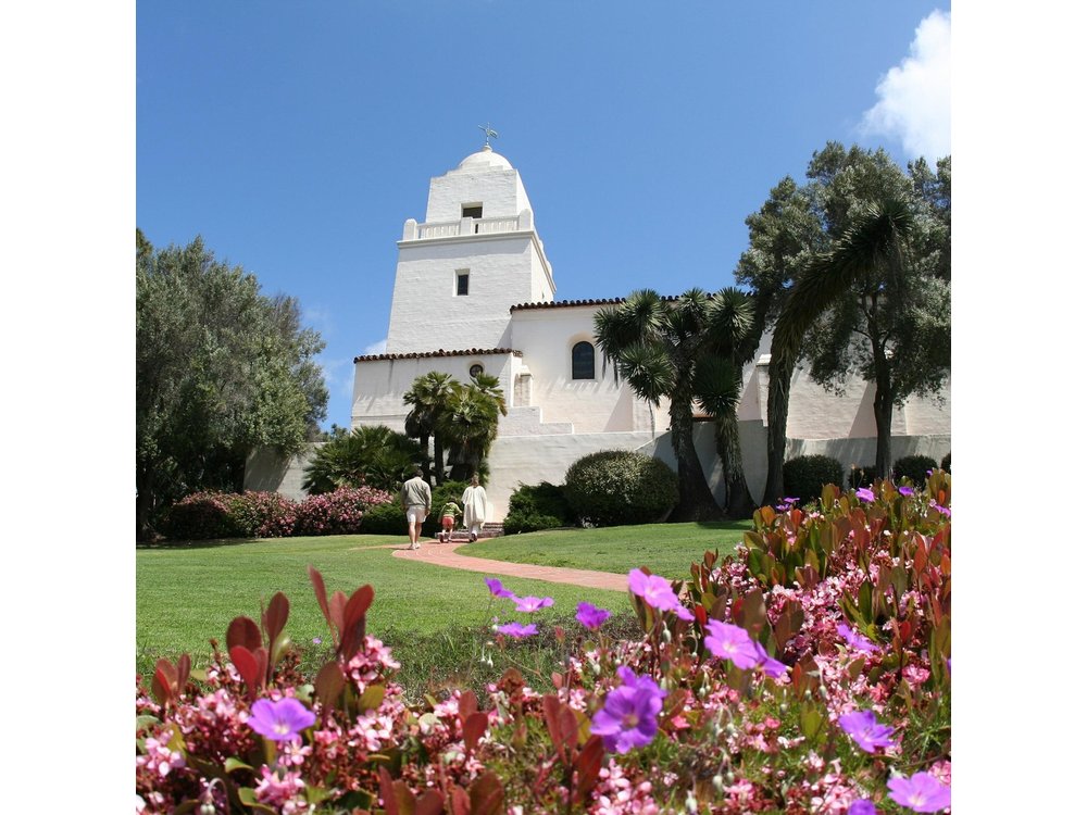 A Local’s Guide to San Diego’s Sights: A GPS Self-Guided Drive
