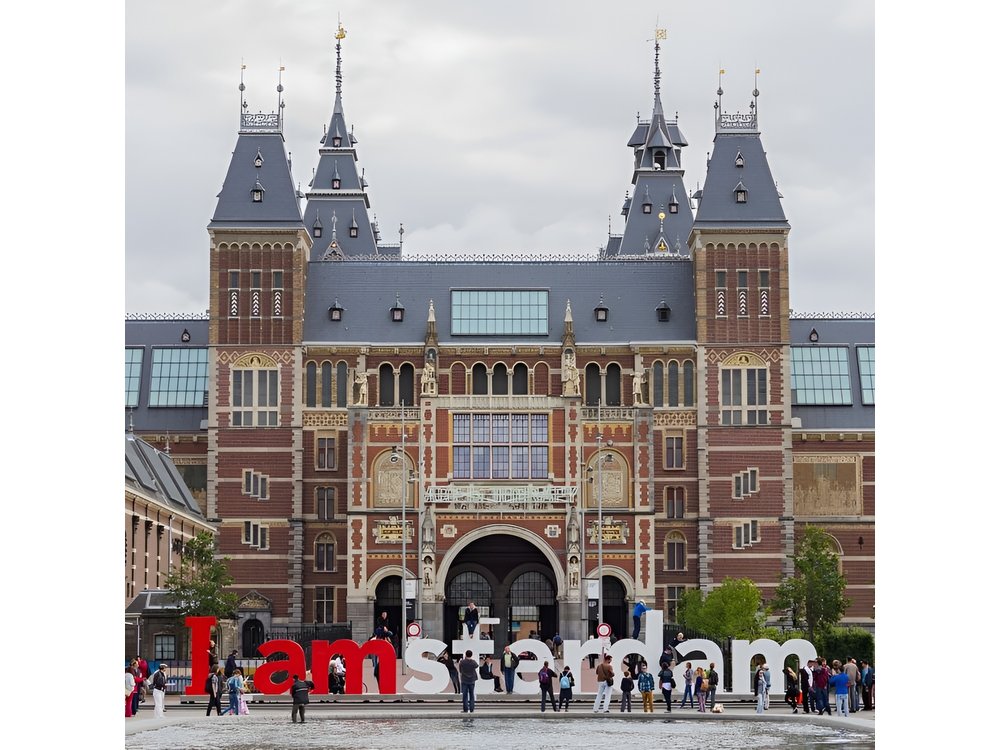 Van Gogh Museum and Rijksmuseum Amsterdam Private Half-Day Tour