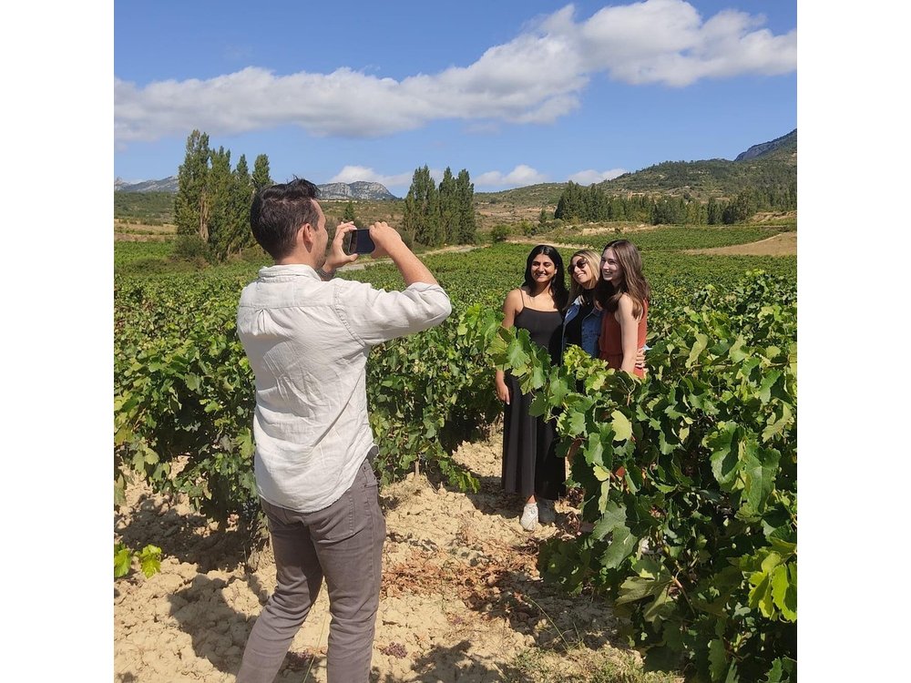 Rioja wine tour: winery and traditional lunch from San Sebastian