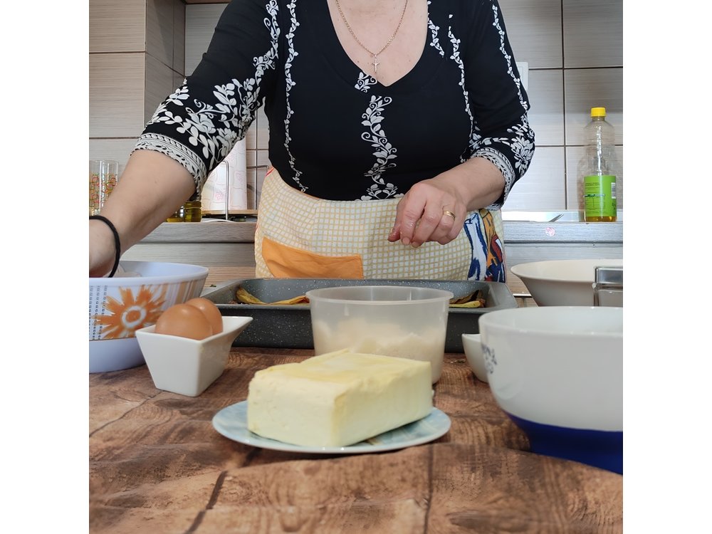 Cook & Dine With a Local Greek Family in Thessaloniki