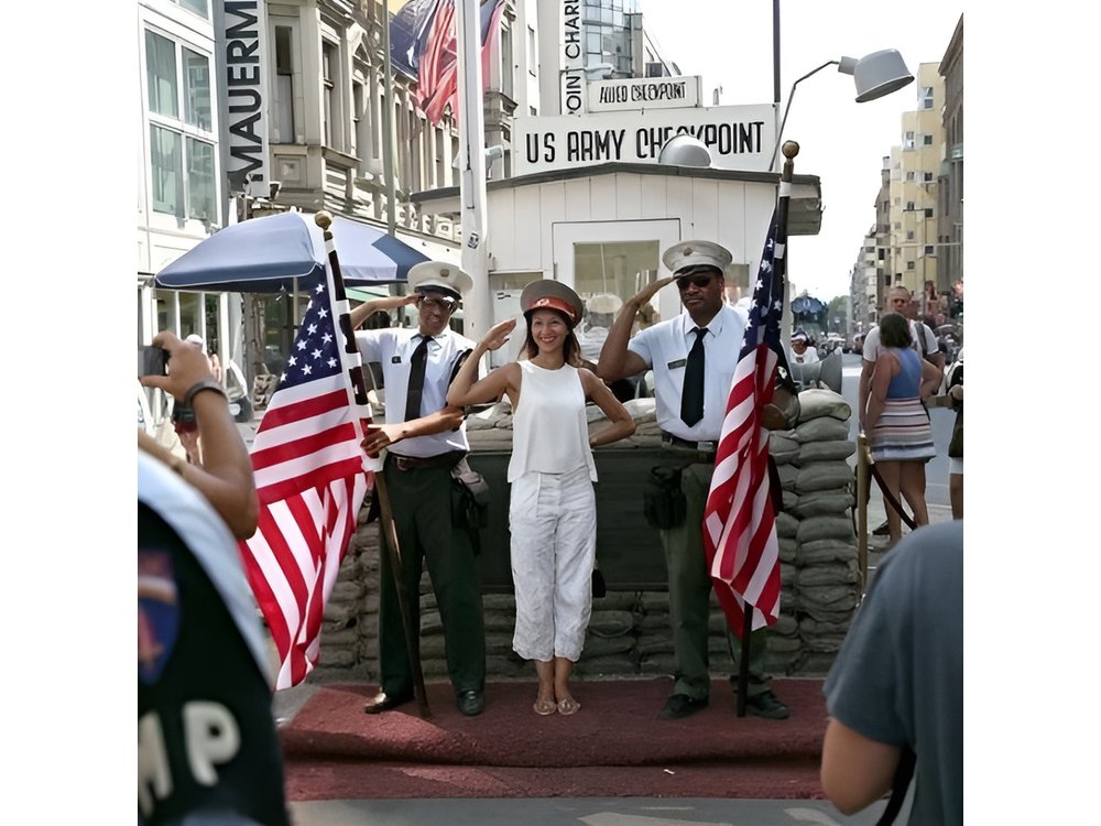 Berlin City Tour by Private Car