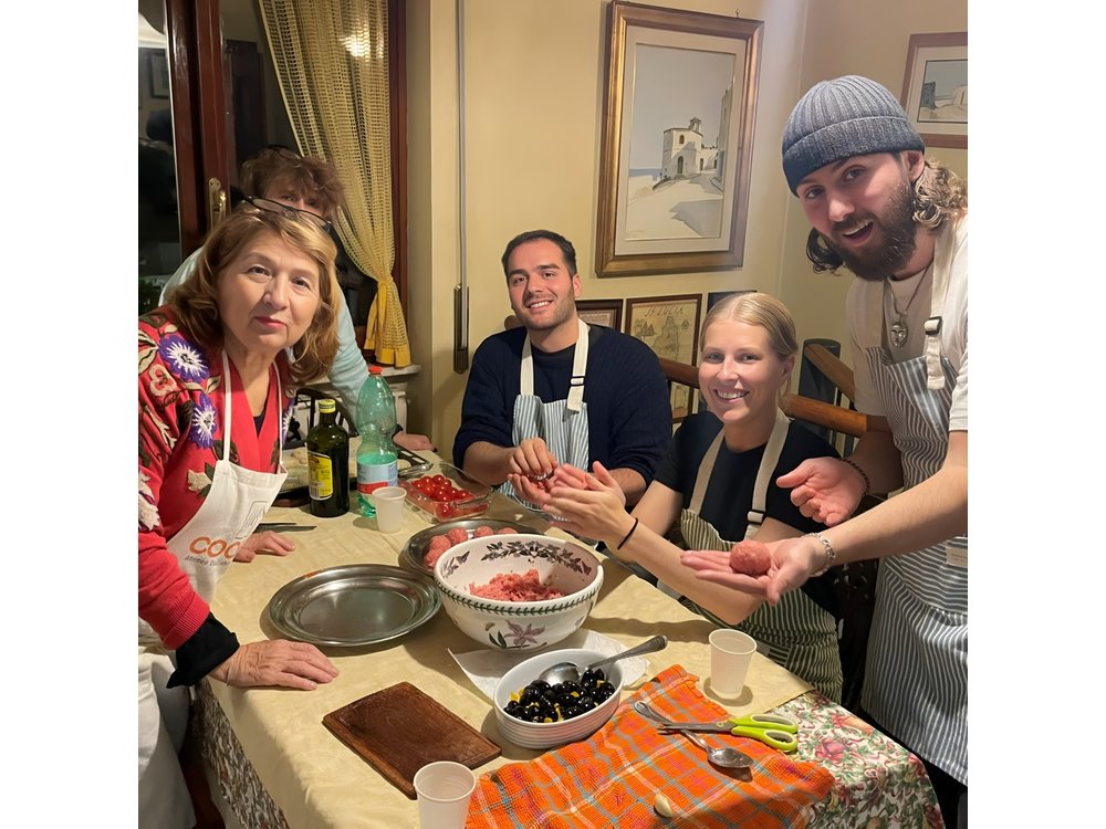 Cooking & eating with Locals in their home kitchen in Rome