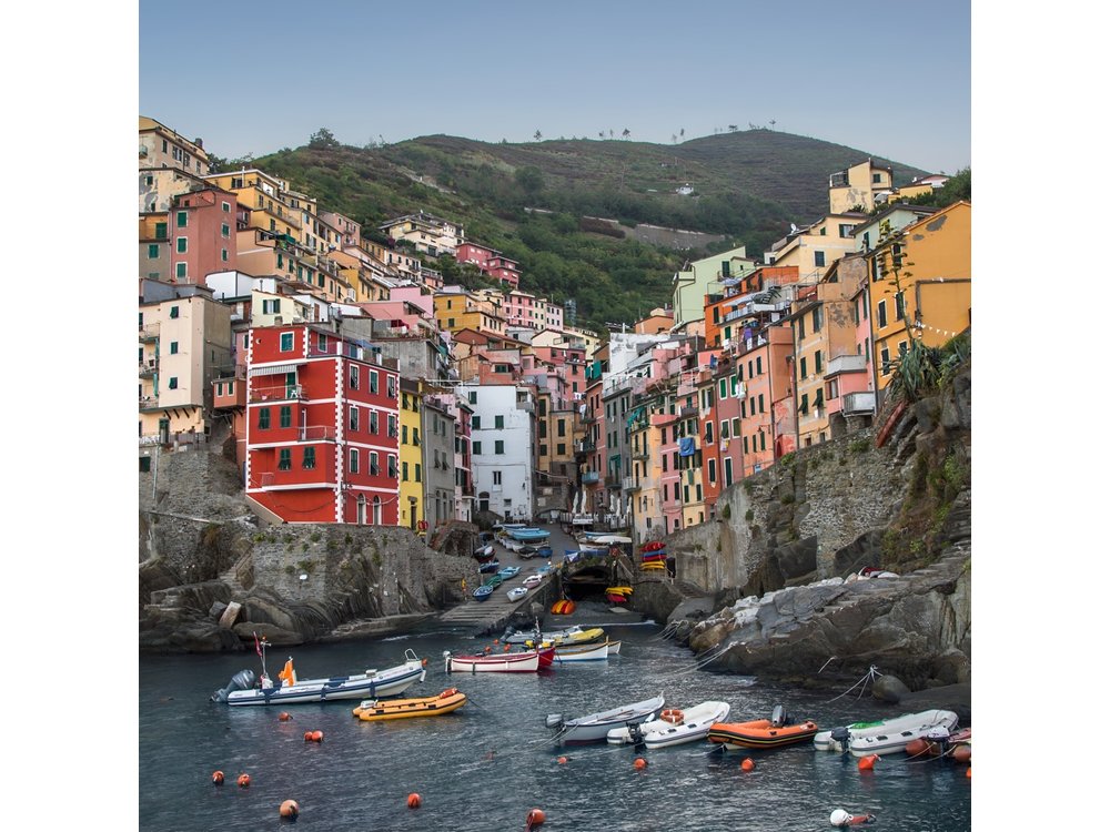 Guided Day Tour on Private Boat to Cinque Terre private boat