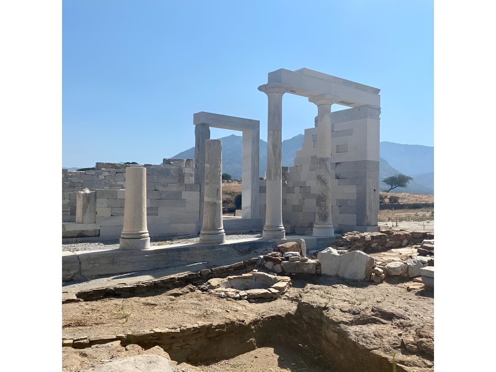 Full-Day Private highlights tour in Naxos island