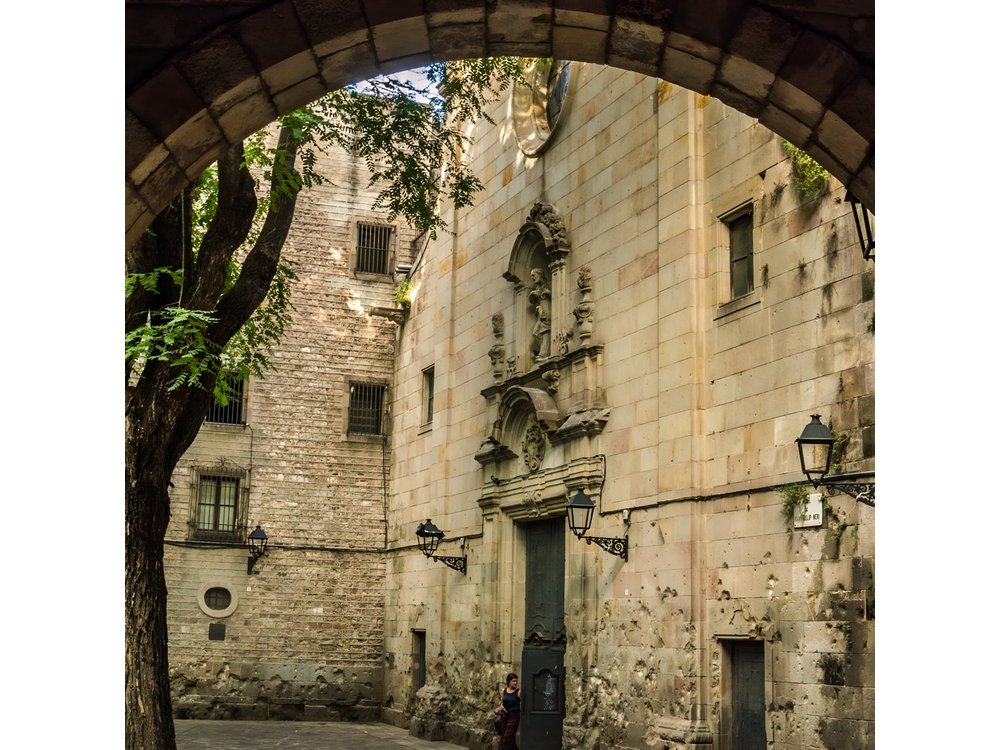 Private Barcelona Old Town Walking Tour: Gothic Quarter & Born