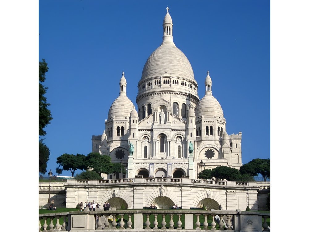 Paris: Montmartre Semi-Private Guided Walking Tour
