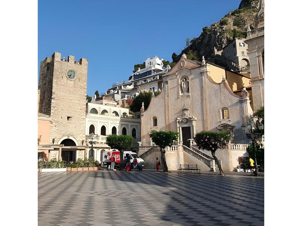 Taormina: A Self-Guided Audio Tour of Sicily’s Hilltop Town