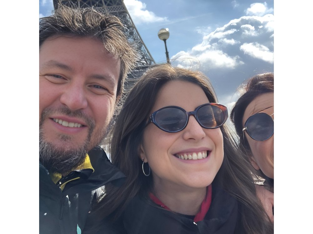 Paris : Private Custom Walking Tour with A Guide (Private Tour)