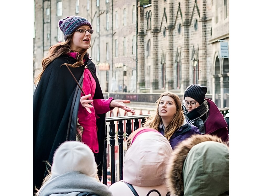 Edinburgh Custom Private Walking Tour With A Guide (Private Tour)