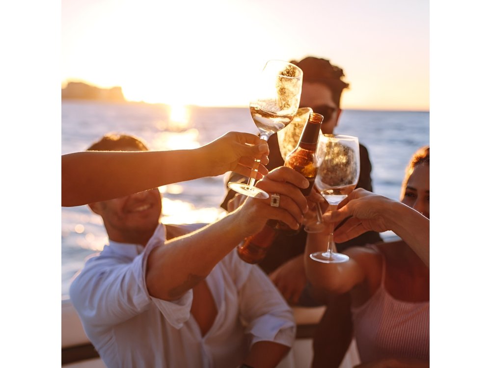 Private VIP Amalfi Coast Sunset Yacht Cruise with Aperitif