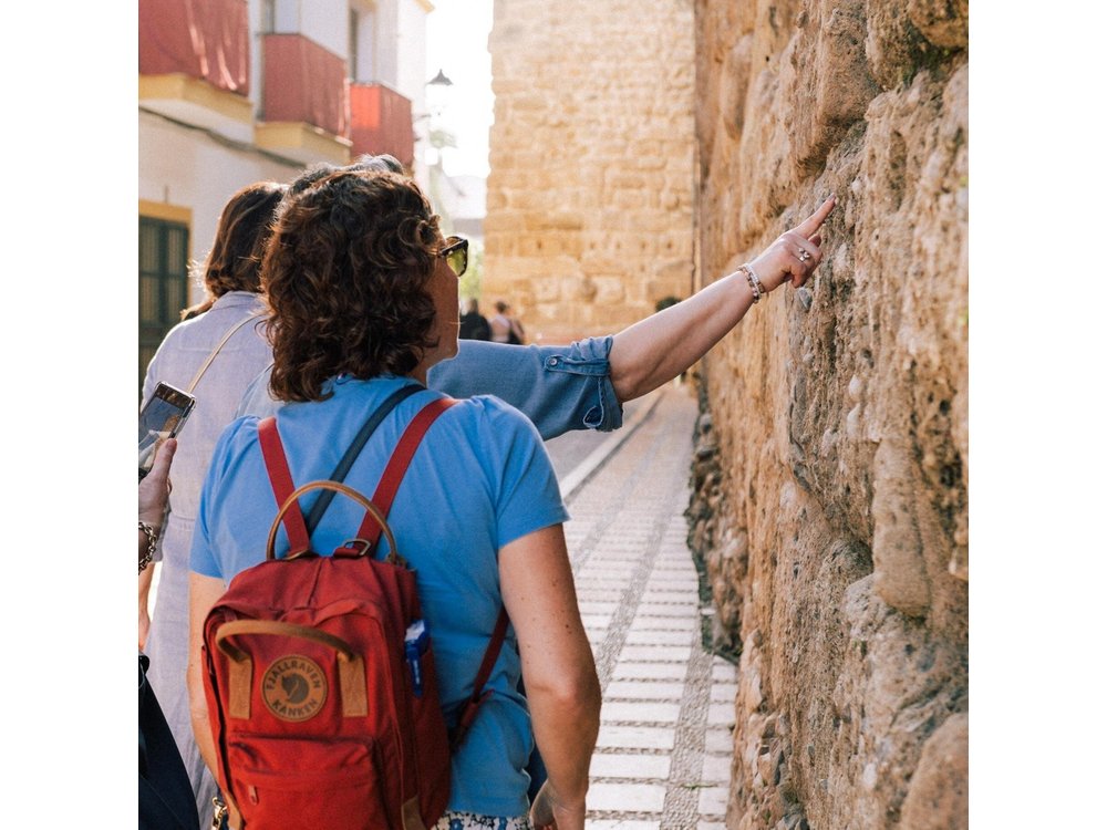 Marbella Old Town Walking Tour with Olive Oil Tasting