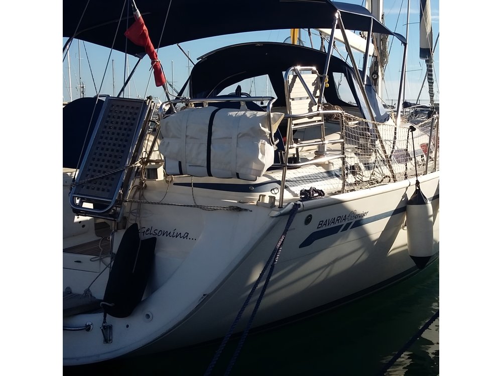 Activities on the Amalfi coast with a sailing boat