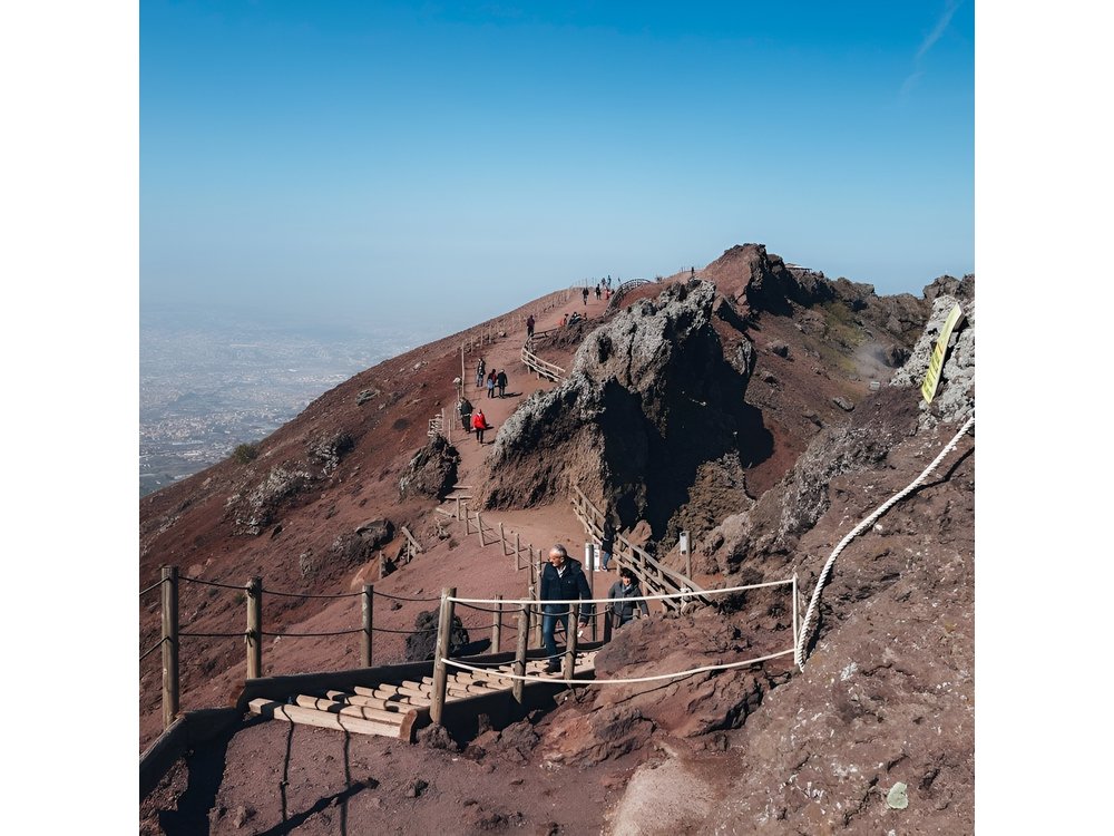 Day Trip to Pompeii, Herculaneum and Vesuvius from Naples
