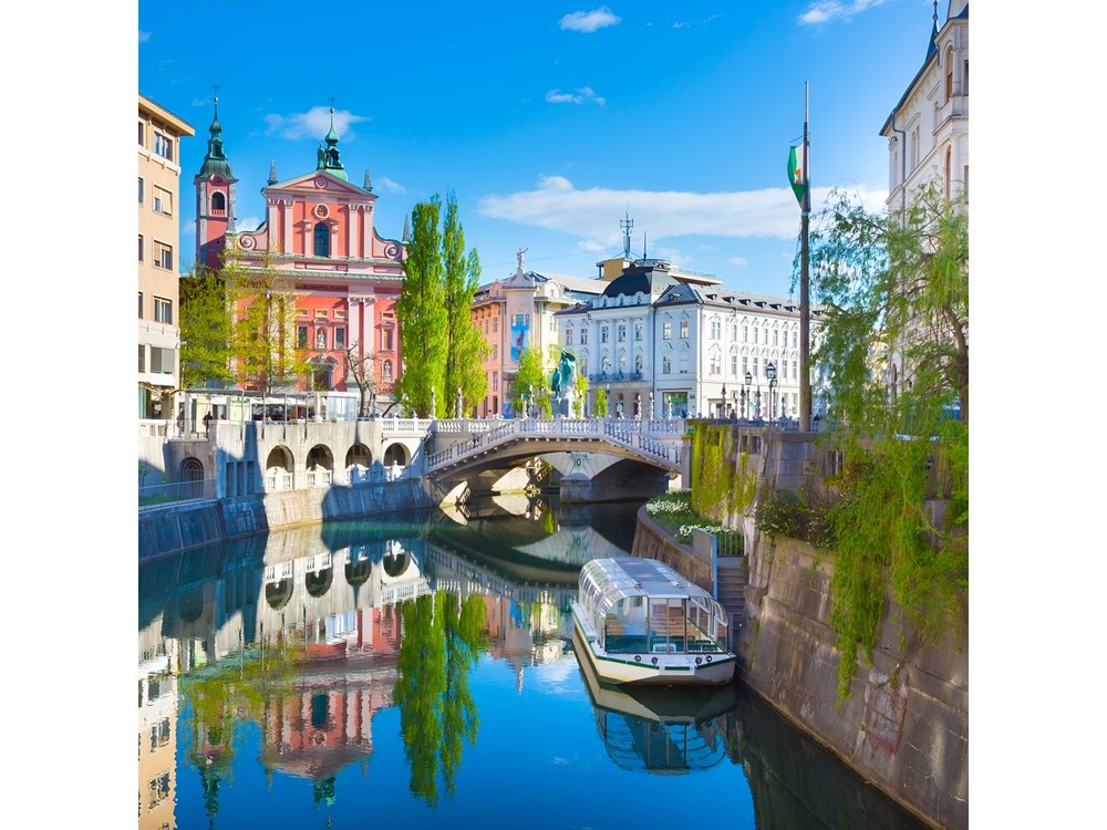 Ljubljana boat cruise and walking tour
