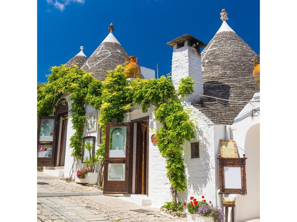 Alberobello, Castellana Caves and Polignano Guided Tour from Bari