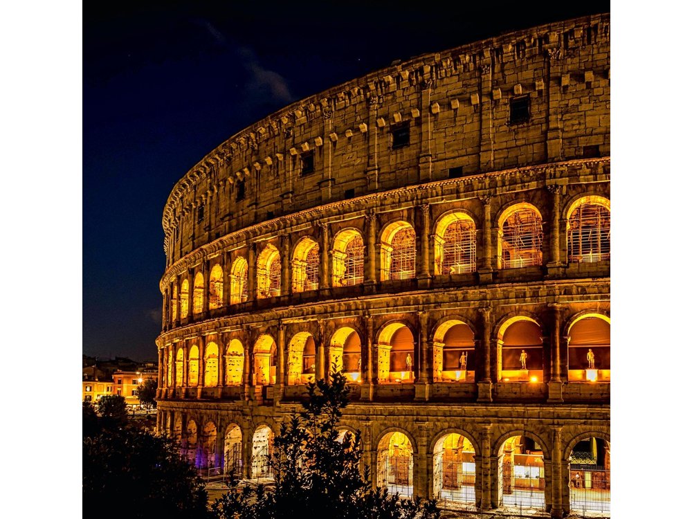 Night Tour of Rome with Local Pizza Dinner and Gelato Experience