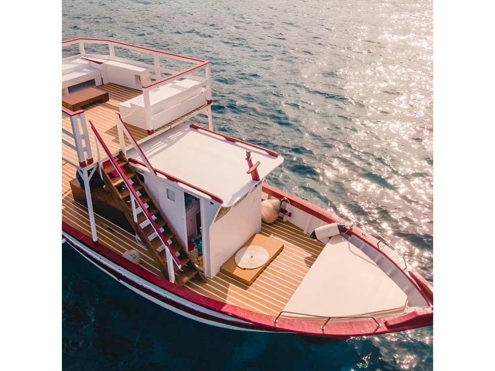 Half Day Boat Tour on the Syracuse Coast with Lunch