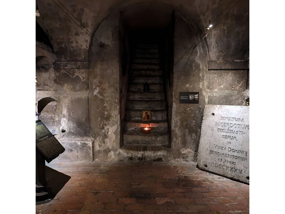 WWII in Prague Tour & The Crypt of Operation Anthropoid