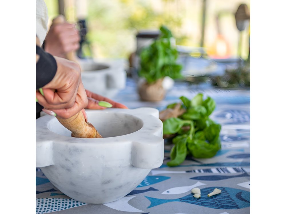 Cinque Terre: Pesto cooking class with sea view in Riomaggiore