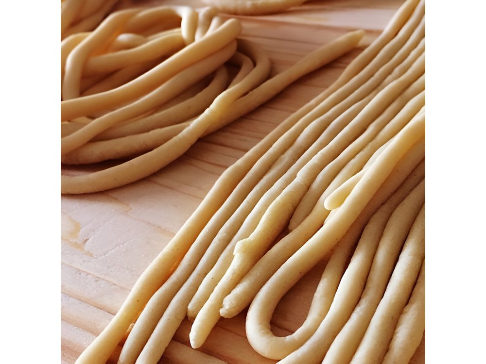 Fresh pasta with a view near Asti – Langhe, Roero, Monferrato