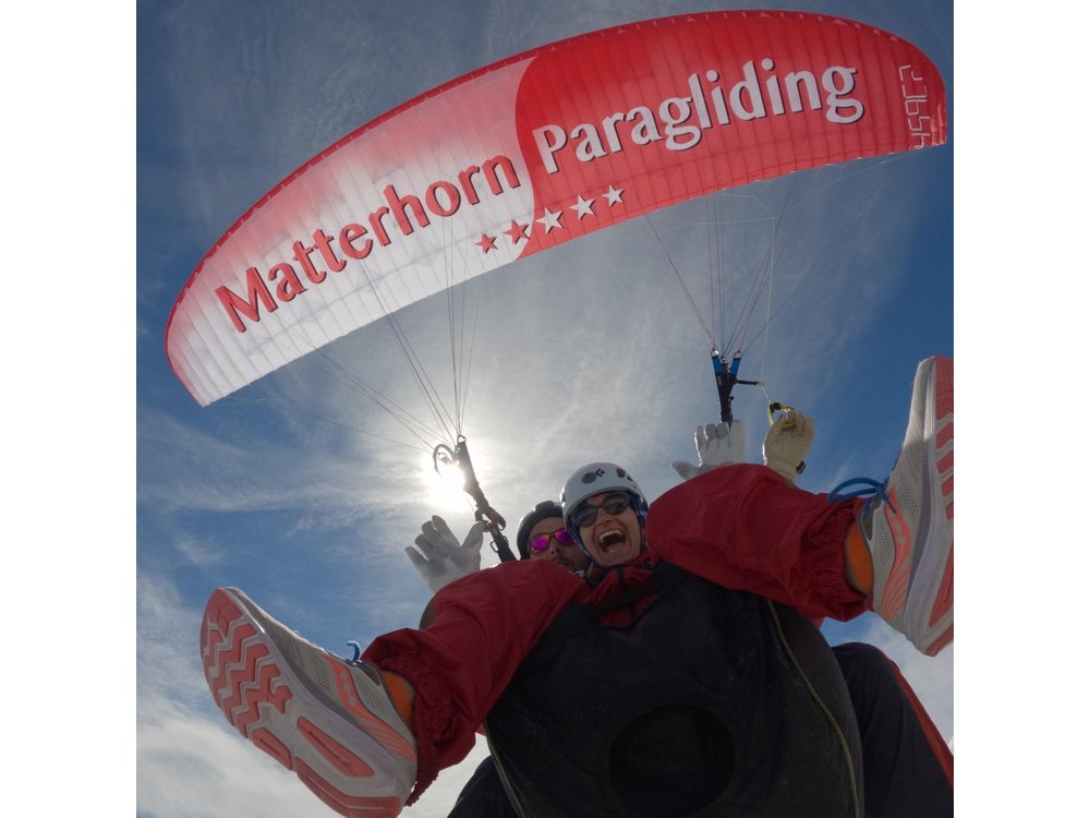 Panoramic Paragliding Flight in Zermatt Matterhorn (15-20min)