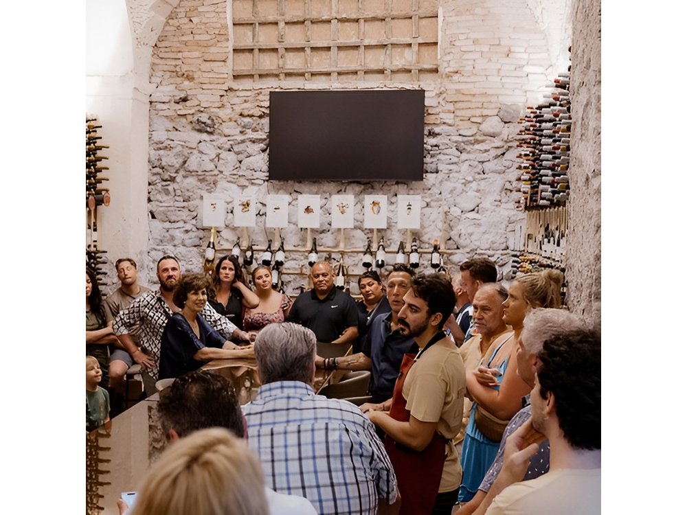 Catania: wine tasting in a metropolitan market